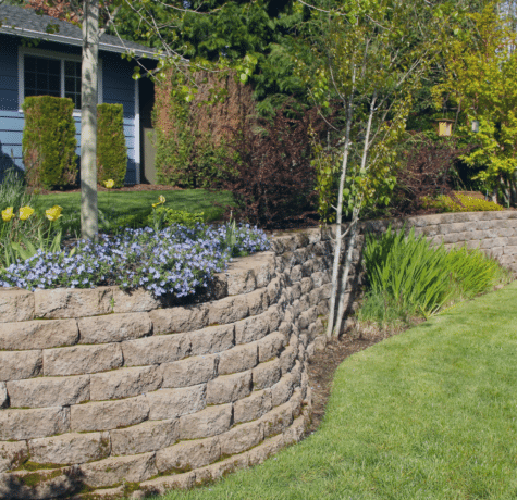 what is a retaining wall